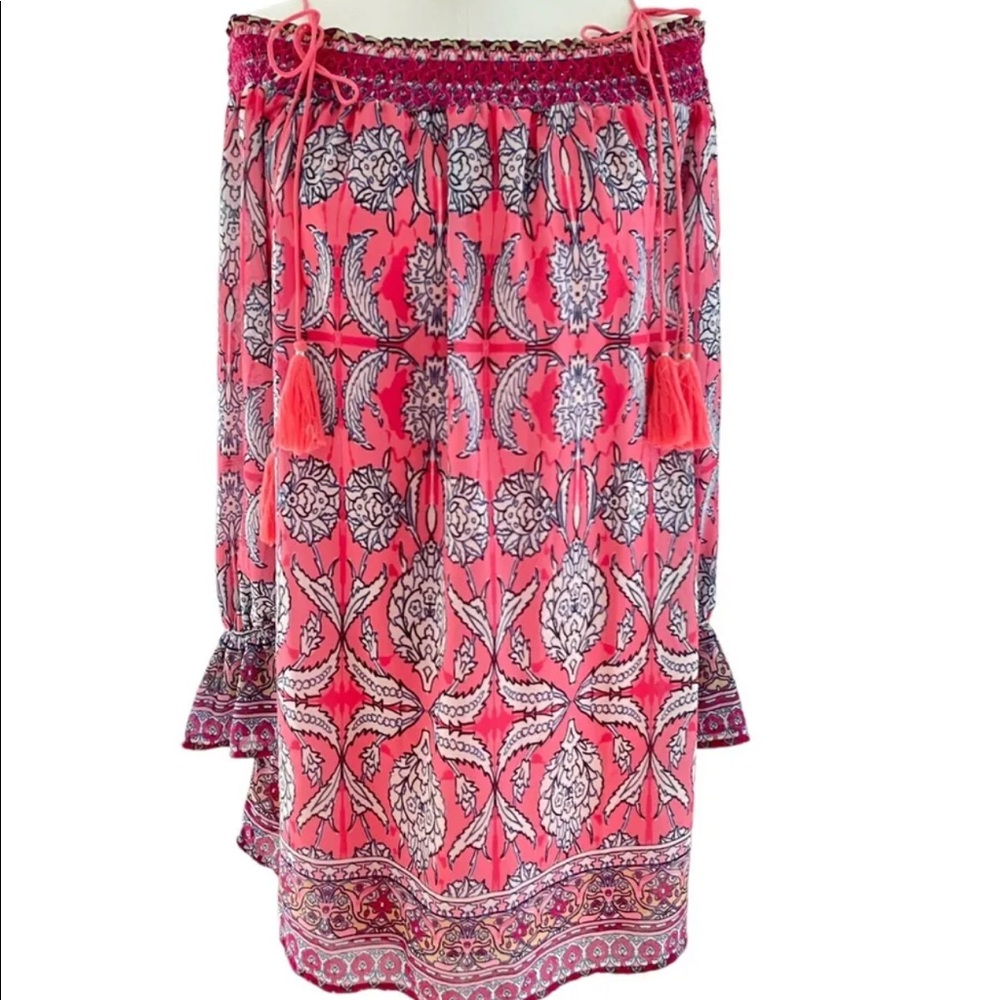 NWT Champagne & Strawberry Sz S Pink Off The Shoulder Damask Print Tunic Dress